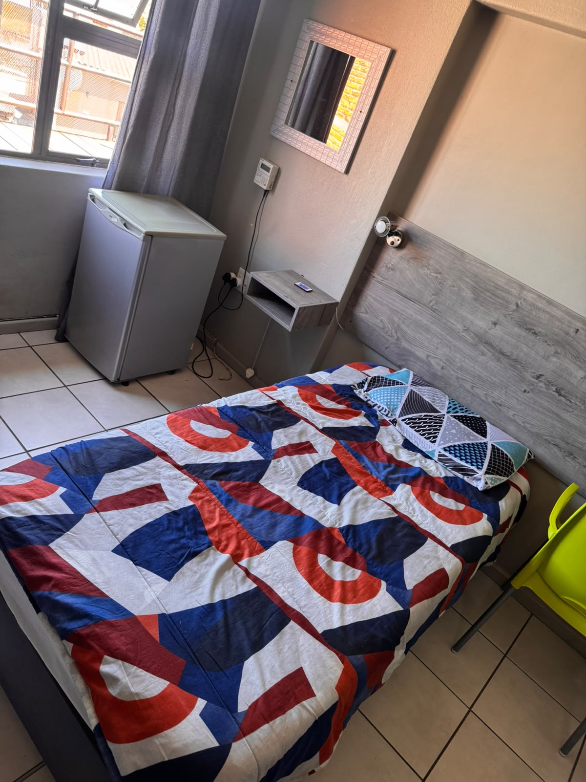 Westbourne House Room 8